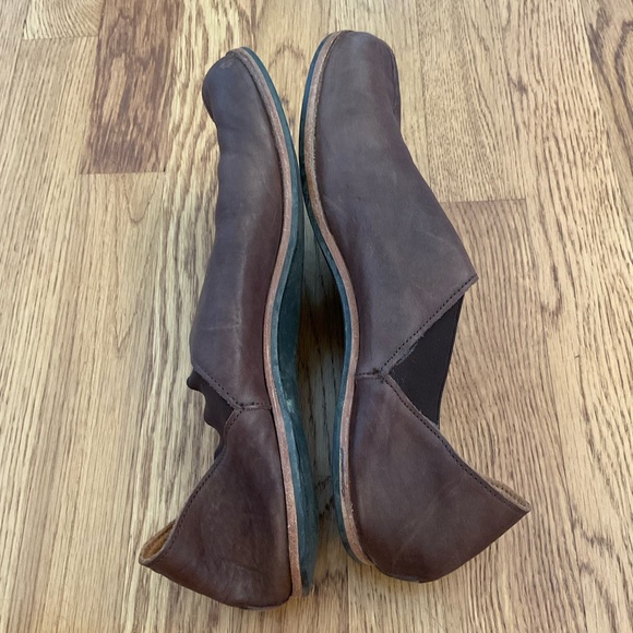 Cliff Dwellers- Hand Made Leather Slip On Shoe. Size Unisex 10 Inches - Picture 7 of 10